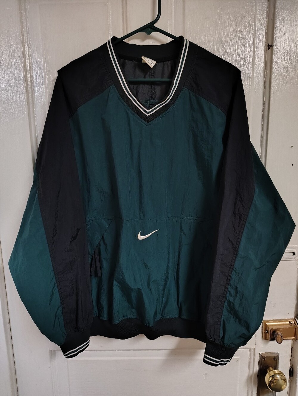 Vintage 90s Nike Center Swoosh V-Neck Pullover Jacket Green - Large